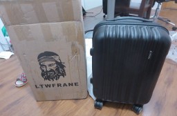 （写真１）LTWFRANE（利奥雷諾）の機内持込可能なスーツケース