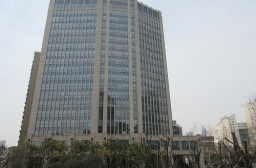 （写真１）Canon（キヤノン）サービスセンターのある城匯大厦（上海市黄浦区）